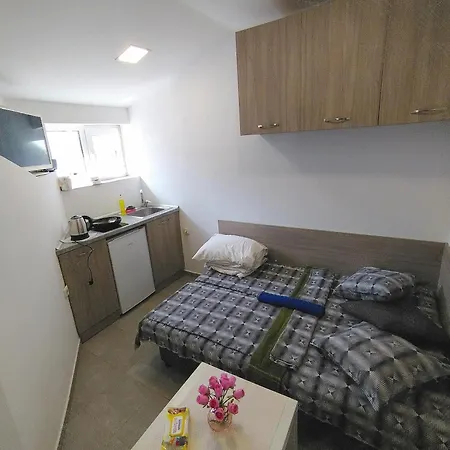 Centre Suits 3 Апартамент Варна